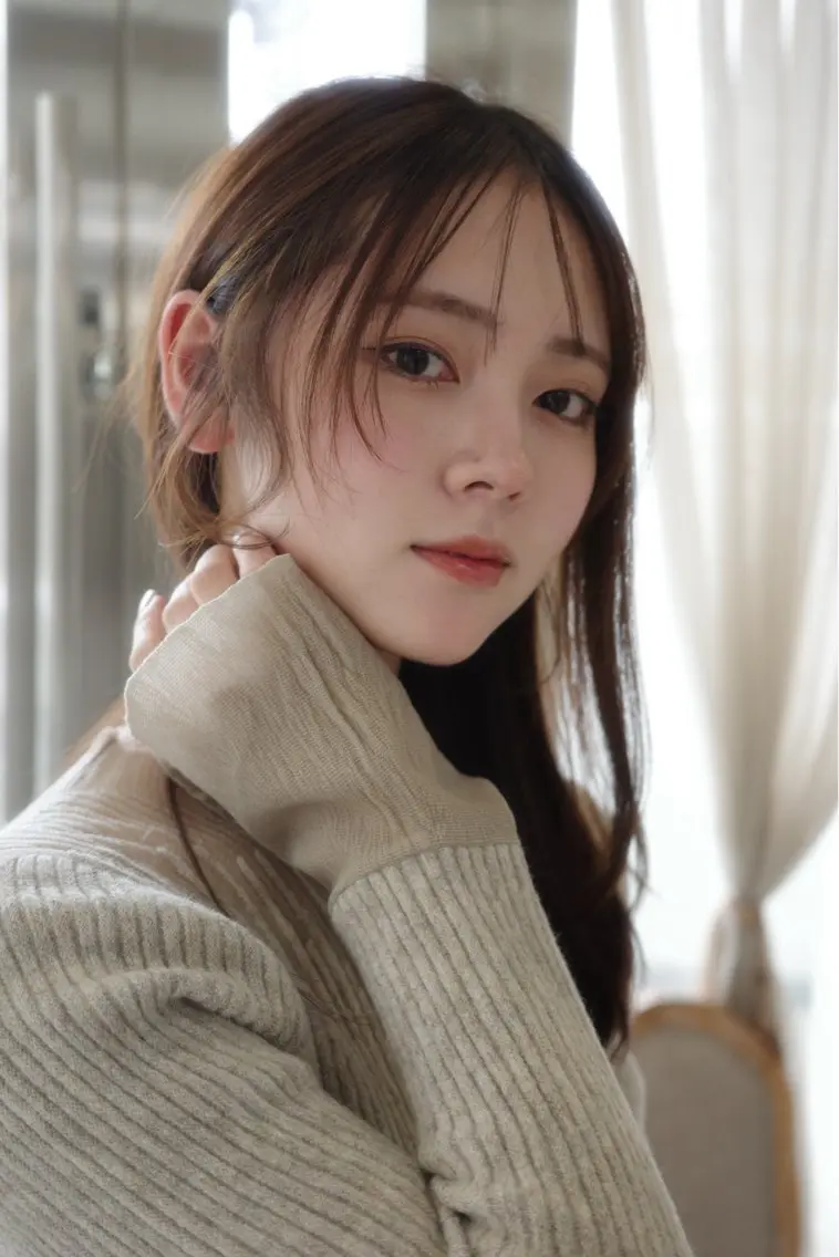セミロング 太田 斗志のヘアスタイル