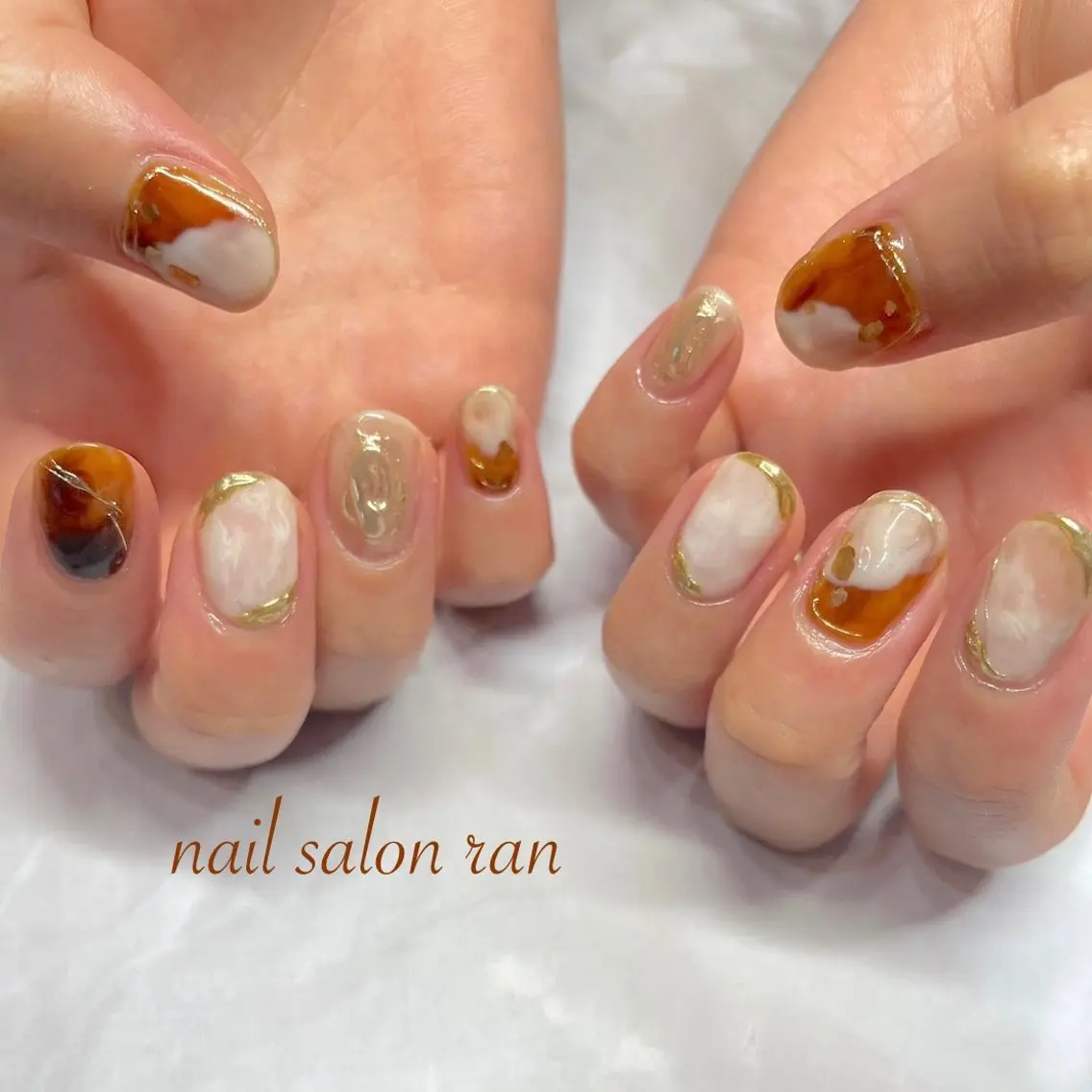 ネイル べっ甲ネイル ゴールド ミラーネイル ニュアンスネイル ハンドネイル ハンドケア nailsalon ranのネイルデザイン