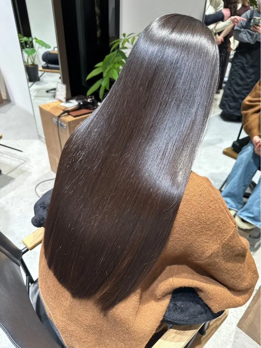ロング カット 縮毛矯正 迫田 ゆりのヘアスタイル
