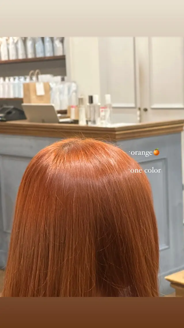 カラー ブリーチ ブラウンカラー ブリーチなしカラー オレンジ オレンジブラウン ヘアカラー こがねざわみさき 🦭透明感カラーのヘアスタイル