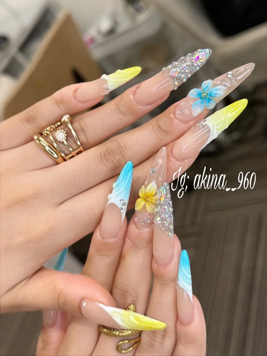 ネイル フットネイル 氷ネイル・うるうるネイル マットネイル ニュアンスネイル リボン ハンドネイル Akina Nailのネイルデザイン