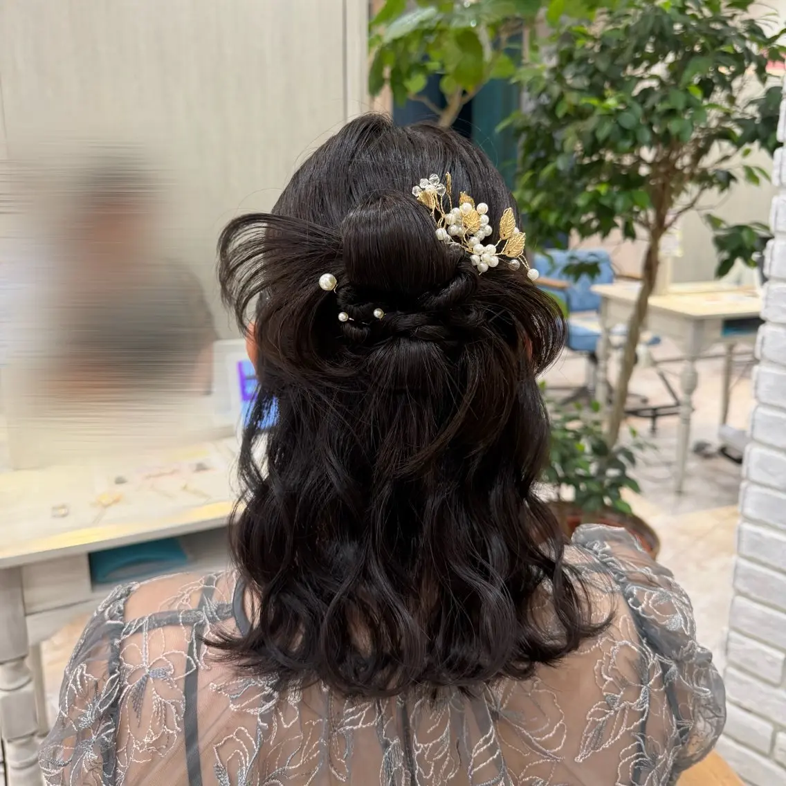 ミディアム ヘアアレンジ ヘアセット 🫧透け感⋆艶髪💎 山口アヤカのヘアスタイル