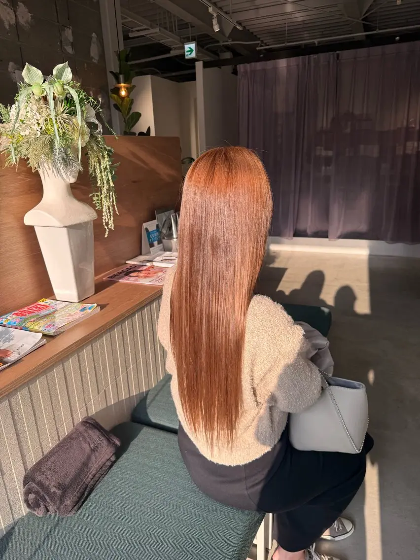 ロング ヘアカラー トリートメント 井手上 陽菜のヘアスタイル