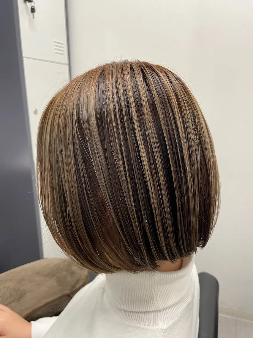 ショート カラー ボブ カット ヘアカラー トリートメント 末石 智のヘアスタイル