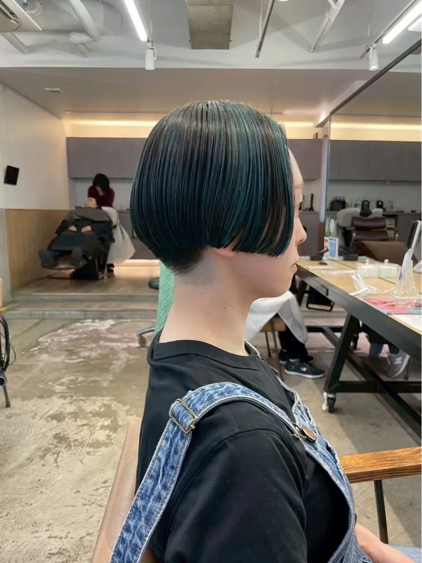 ショート OjOmano ケンタのヘアスタイル