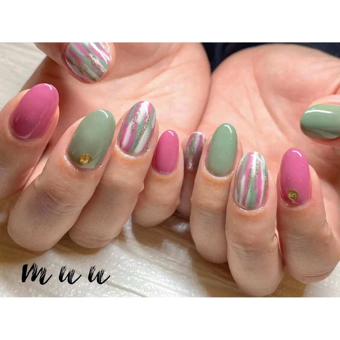 ネイル ワンカラーネイル ストーンネイル muu nailのネイルデザイン