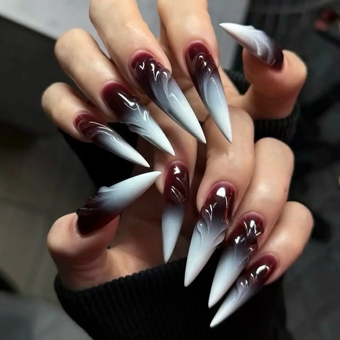 ネイル ボルドー ジェルネイル グラデーション 韓国ネイル ロングネイル ハンドネイル Umee Nailのネイルデザイン