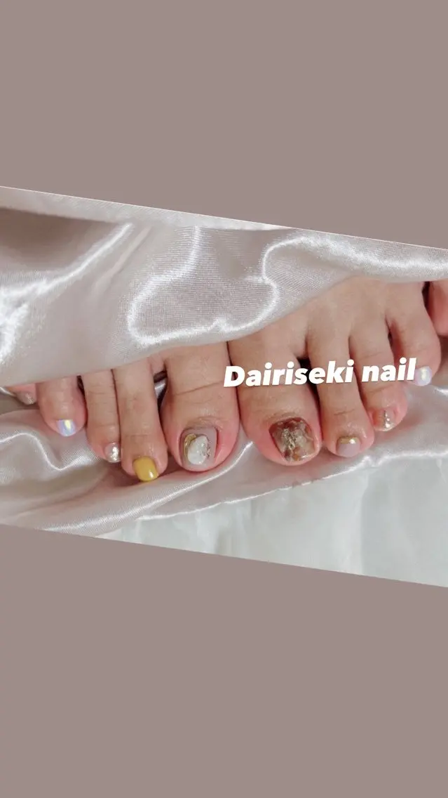 ネイル フットネイル Nailroom tinoのネイルデザイン