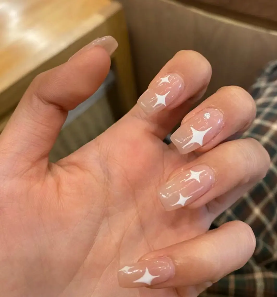 ネイル ハンドネイル エリ🫧 nail池袋東口のネイルデザイン