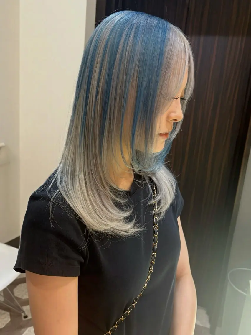 ロング ヘアカラー トリートメント ダメージレスブリーチ デザイン/レイヤーのヘアスタイル