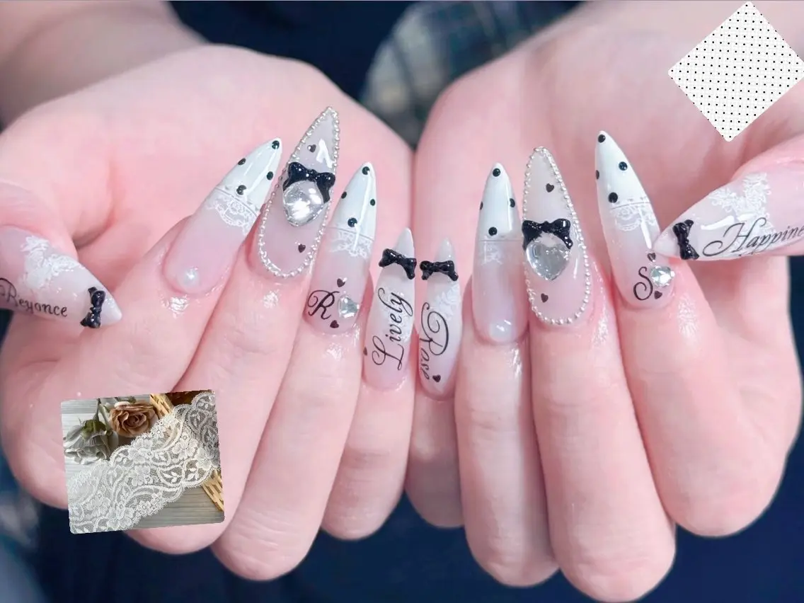 ネイル 長さ出し フレンチネイル ジェルネイル ガラスフレンチ ハート ハンドネイル Belle Nail Salonのネイルデザイン
