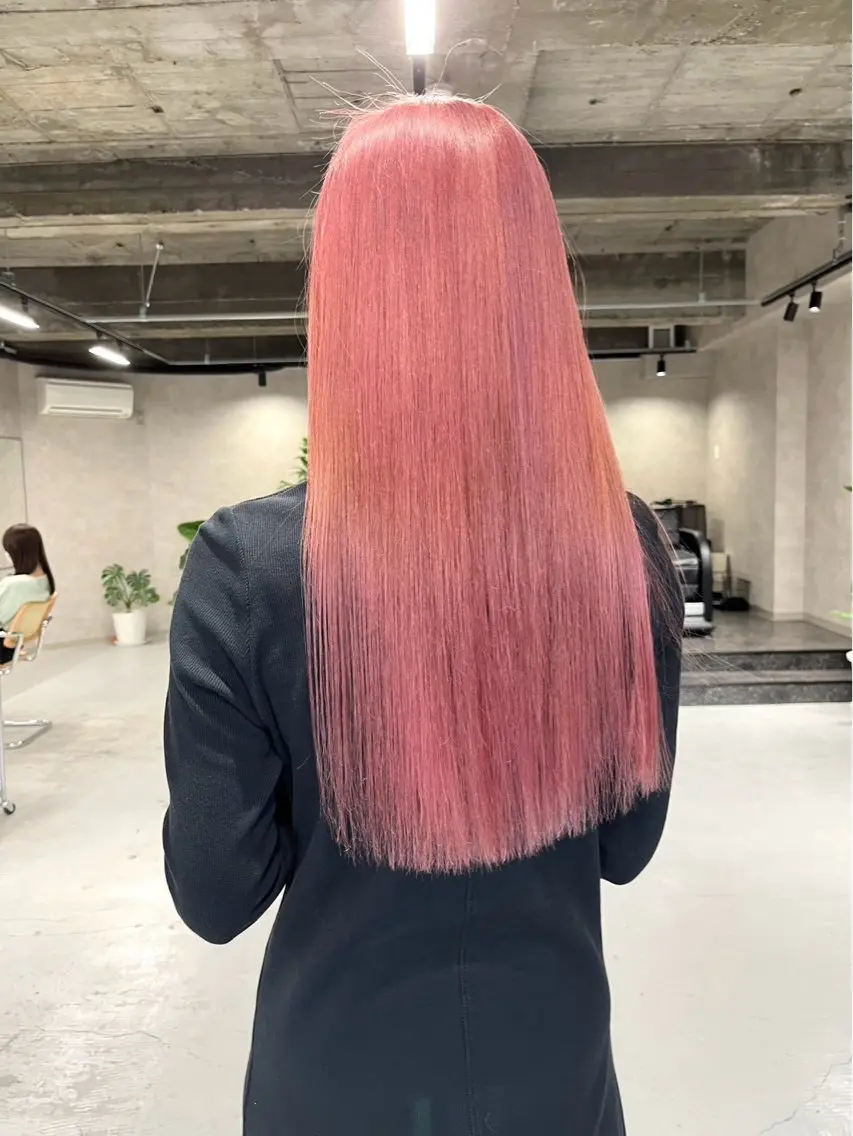 ロング ヘアカラー VIEWS / 実葉のヘアスタイル