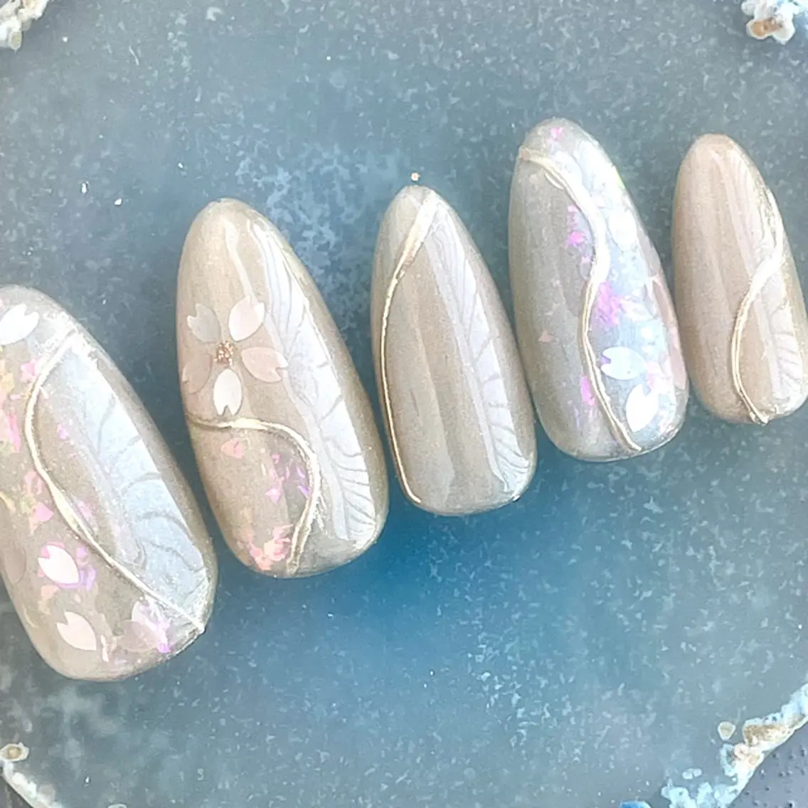 ネイル 桜ネイル マグネットネイル オフィスネイル koto nailsのネイルデザイン