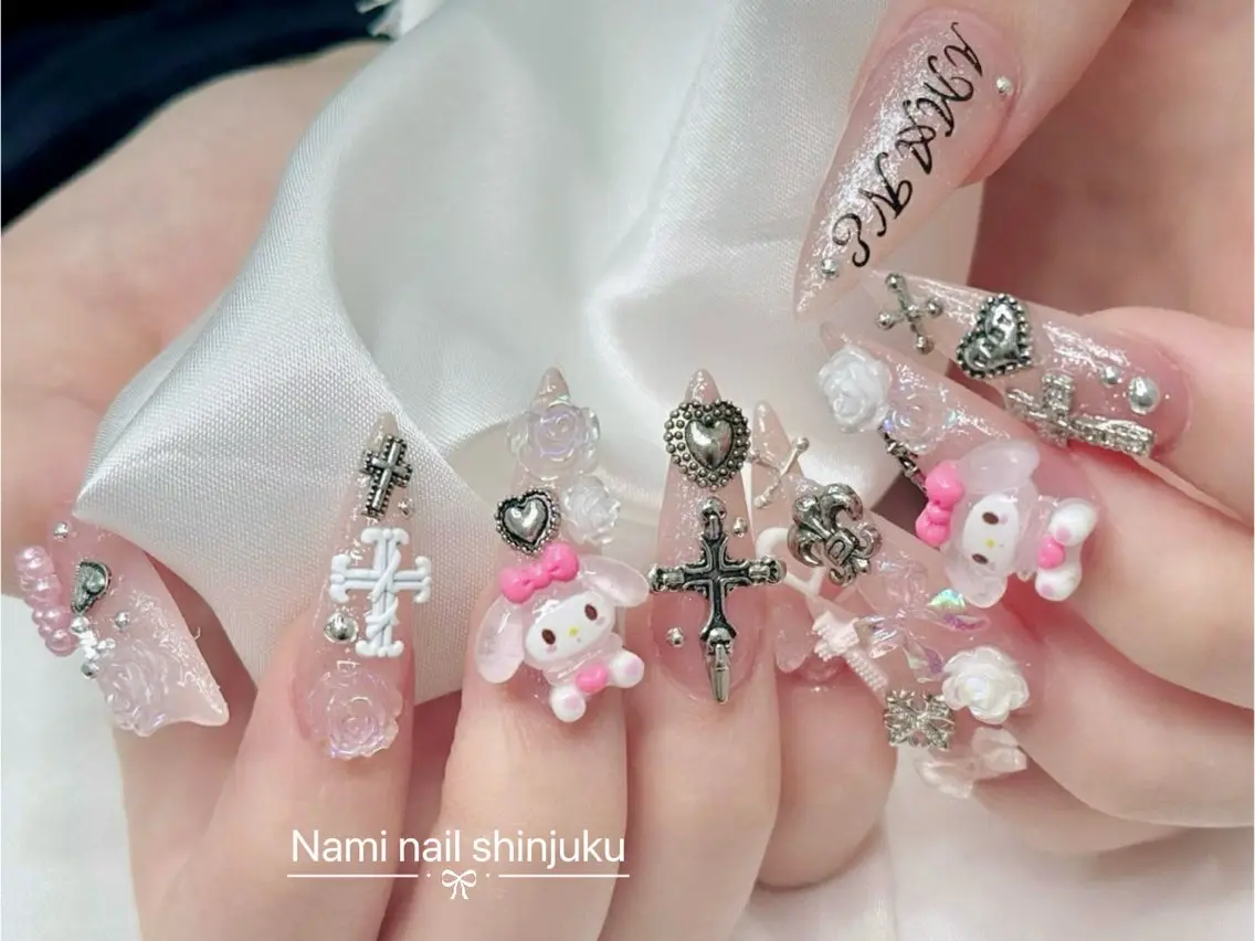 ネイル 長さ出し ガーリー 韓国ネイル ロングネイル 持ち込み ハンドネイル Nami nail salonのネイルデザイン