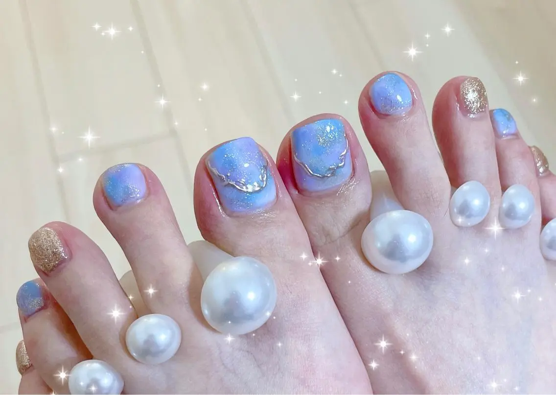 ネイル アートネイル フットネイル ニュアンスネイル フットネイル FLARE NAIL フレアネイルのネイルデザイン