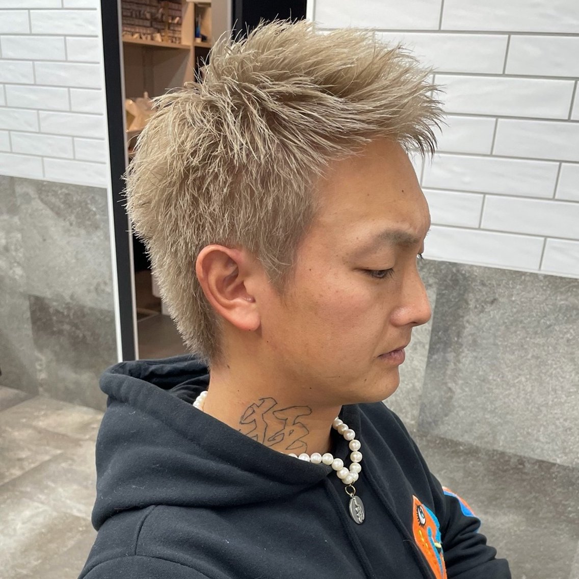 カラー メンズ メンズパーマ ブロンド カット ヘアカラー トリートメント 角田 凌のヘアスタイル