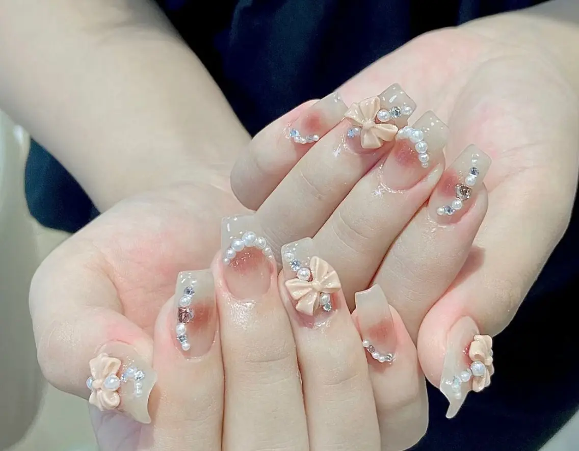 ネイル D-BEAUTY Nailsalonのネイルデザイン