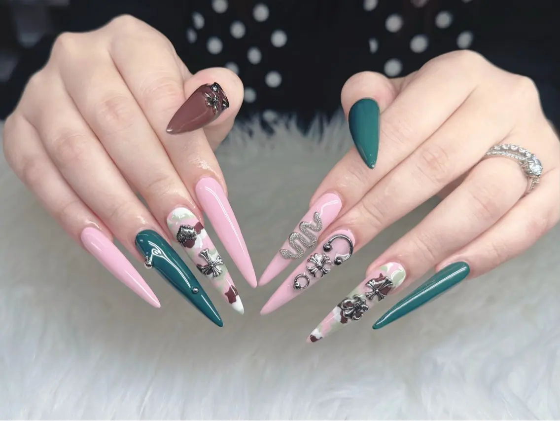 ネイル アートネイル 韓国ネイル ロングネイル 持ち込み スカルプネイル ハンドネイル GOHOUBI Nail 心斎橋店のネイルデザイン
