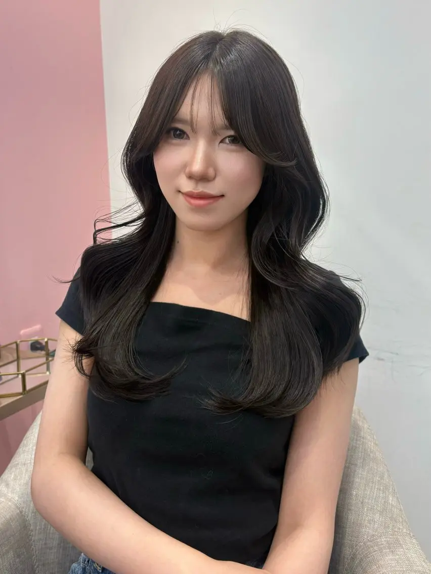 ロング カラー カット ヘアカラー Miu 名古屋ピンク ボブモデル募集のヘアスタイル