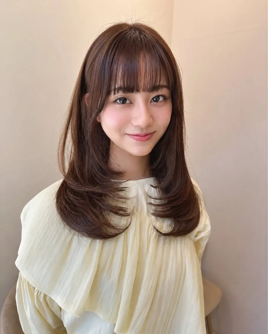 セミロング カラー カット ヘアカラー トリートメント Akane レイヤー/艶カラーのヘアスタイル