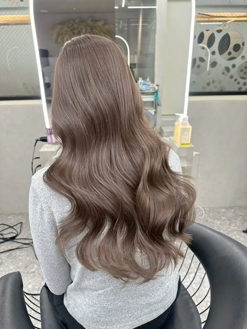 カラー 透明感カラー ハイトーンカラー ヘアカラー トリートメント Rio /艶 カラー/ハイトーンのヘアスタイル