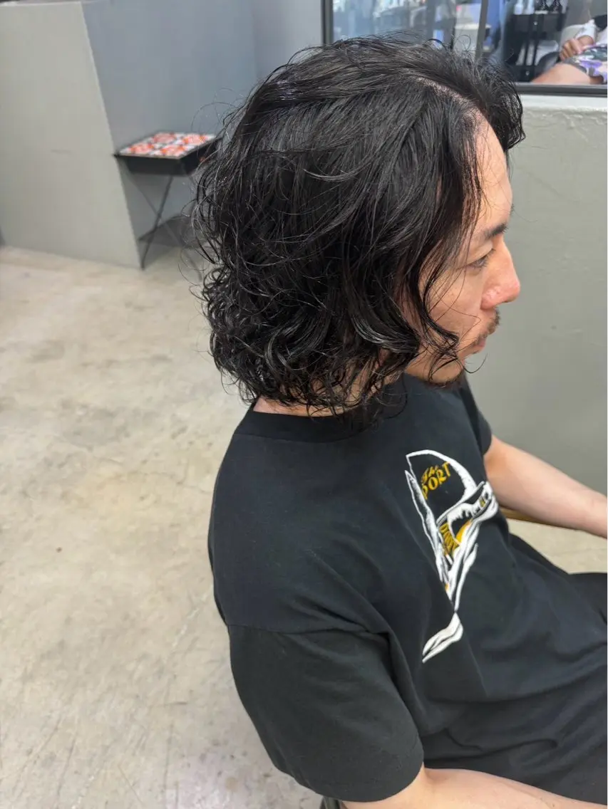 ミディアム パーマ メンズ メンズ専門サロン wokeのヘアスタイル