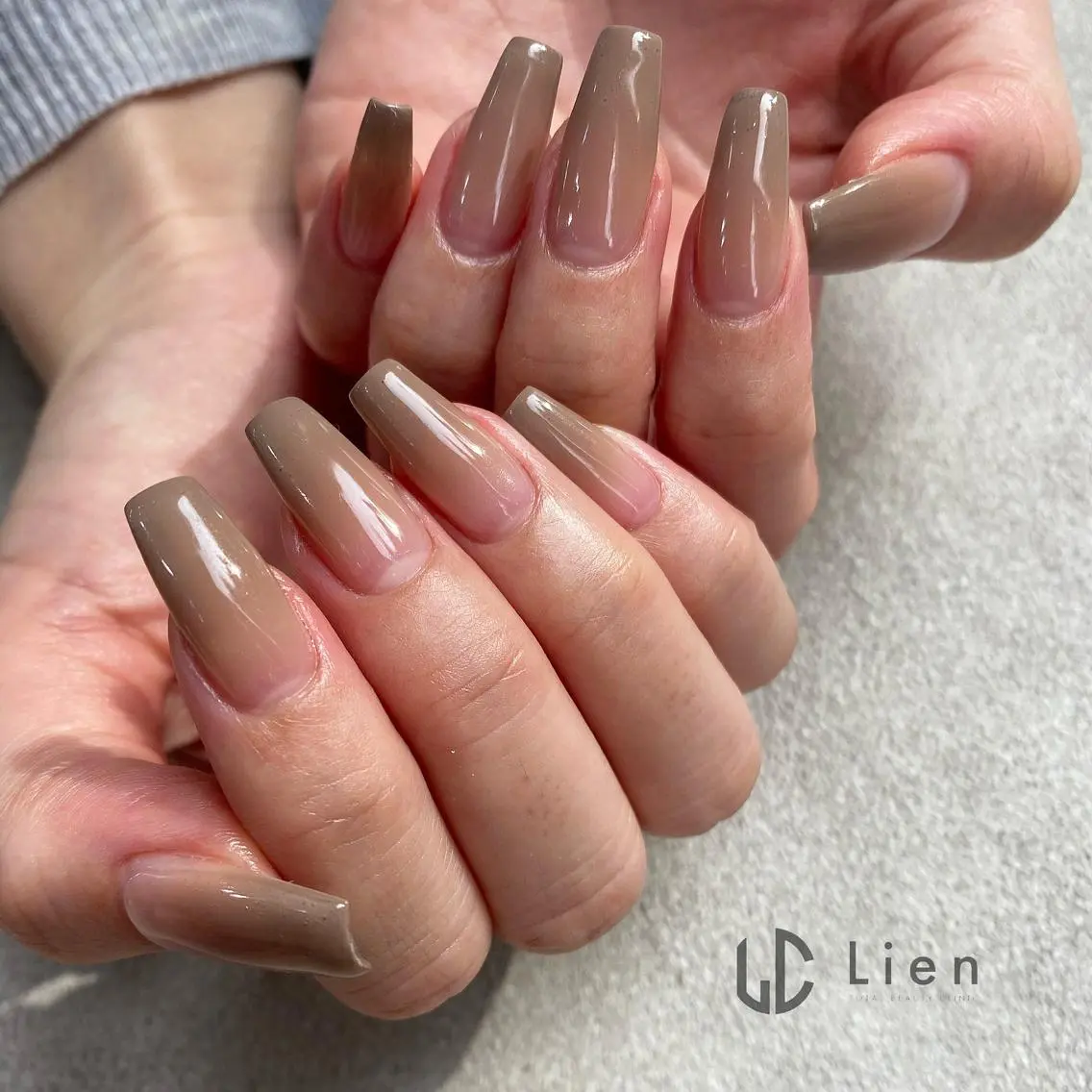 ネイル SHIORI 📍渋谷 / 円山町のネイルデザイン
