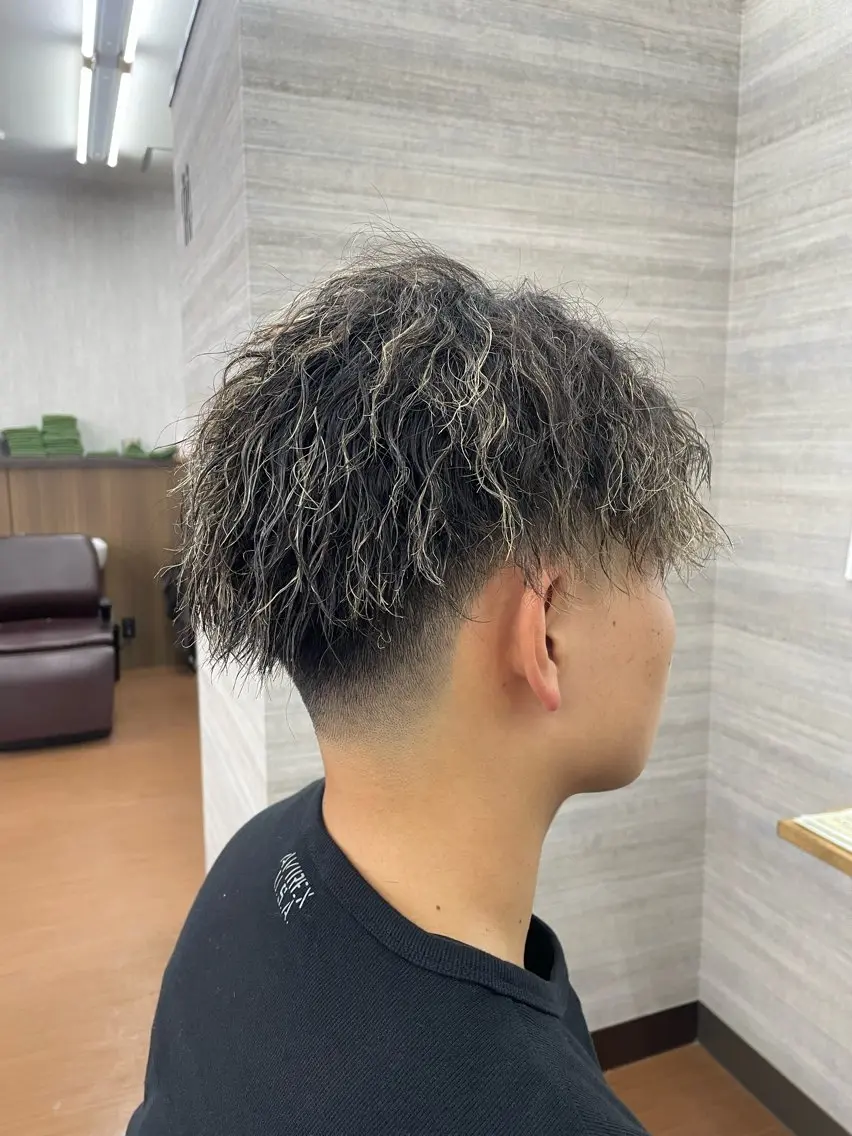 パーマ メンズ ツーブロック カット パーマ 柴田 成美のヘアスタイル