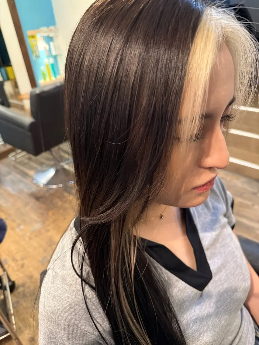 ロング ミストバング ヘアカラー 大立 七夏のヘアスタイル