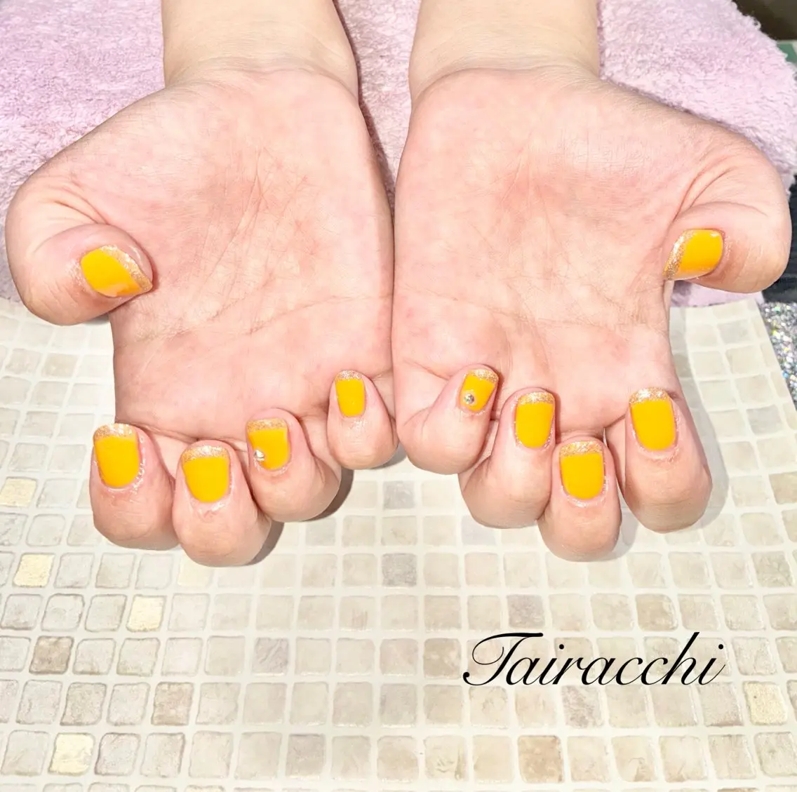 ネイル フレンチネイル ラメ(グリッター) オレンジ シルバー Tairacchi タイラッチのエステ・リラクイメージ