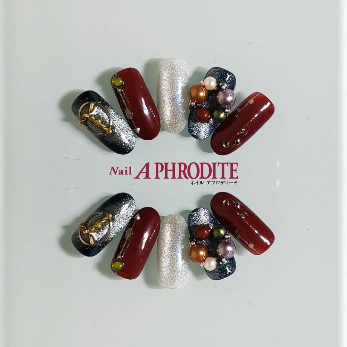 ネイル ジェルネイル ニュアンスネイル スカルプネイル ソフトジェル ネイルチップ ハンドネイル Nail Aphroditeのネイルデザイン