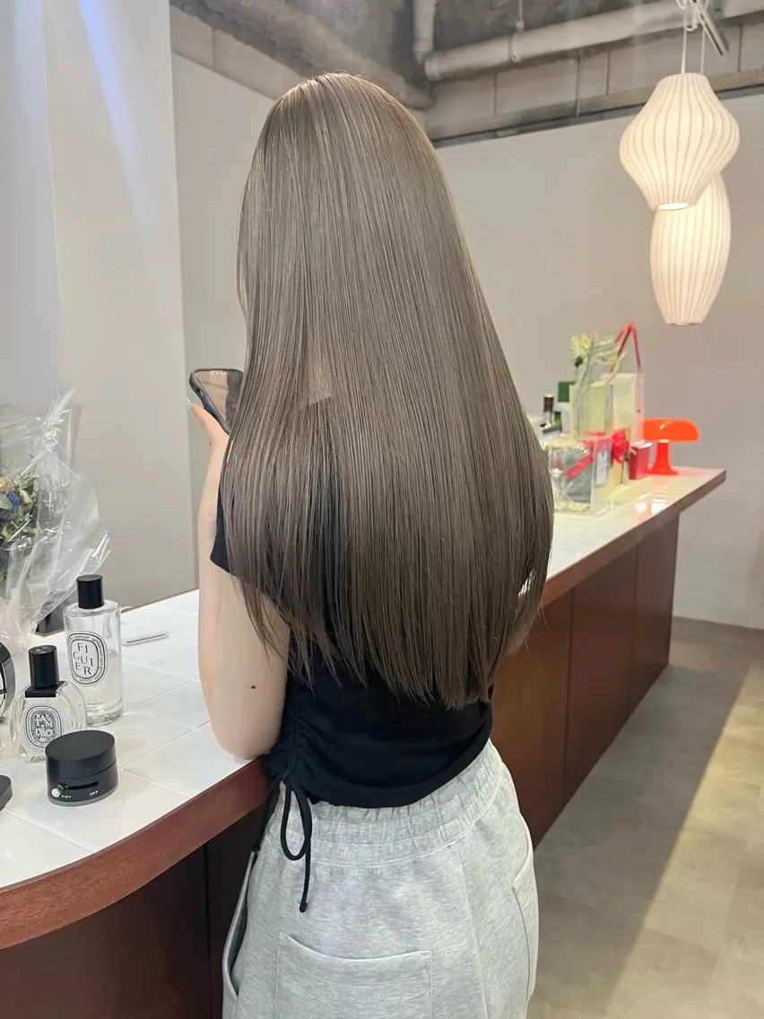 ロング カラー ヘアカラー 🫧suzuno 🫧ブリーチ強化のヘアスタイル