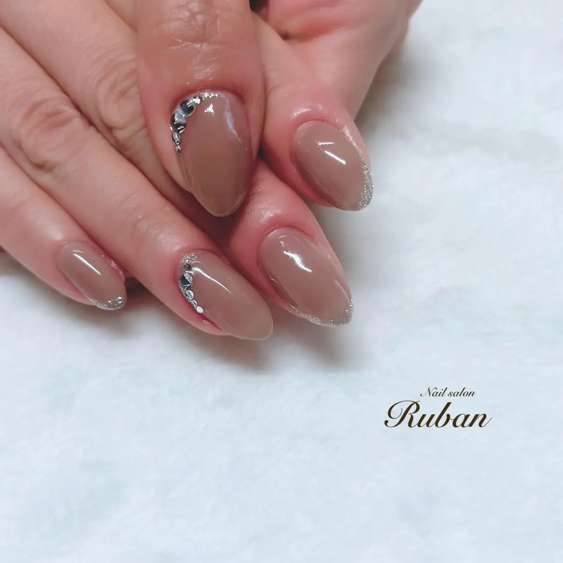 ネイル シンプルネイル ブライダルネイル Nail salon Rubanのネイルデザイン