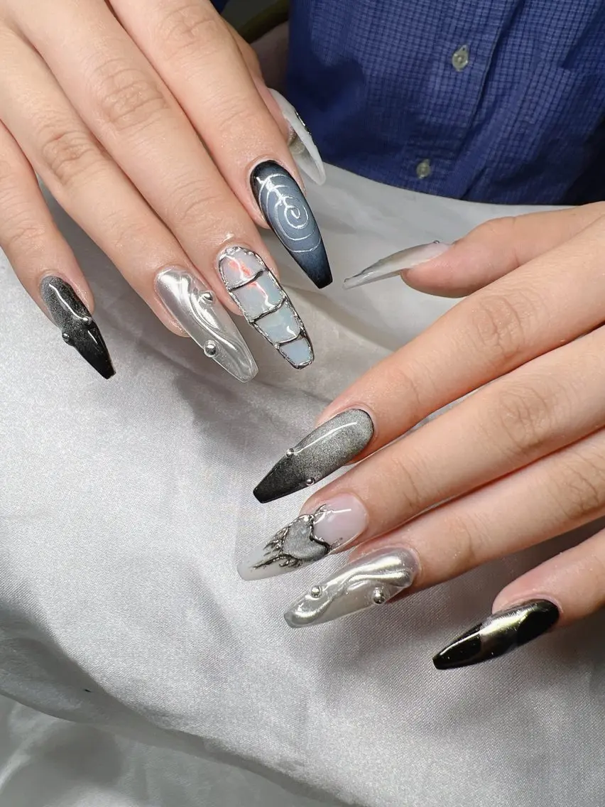 ネイル 長さ出し グラデーション 卒業式 キラキラネイル マグネットネイル Lee Nailsのネイルデザイン