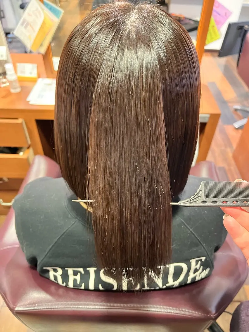 ミディアム カット 縮毛矯正 よしだ しおりのヘアスタイル