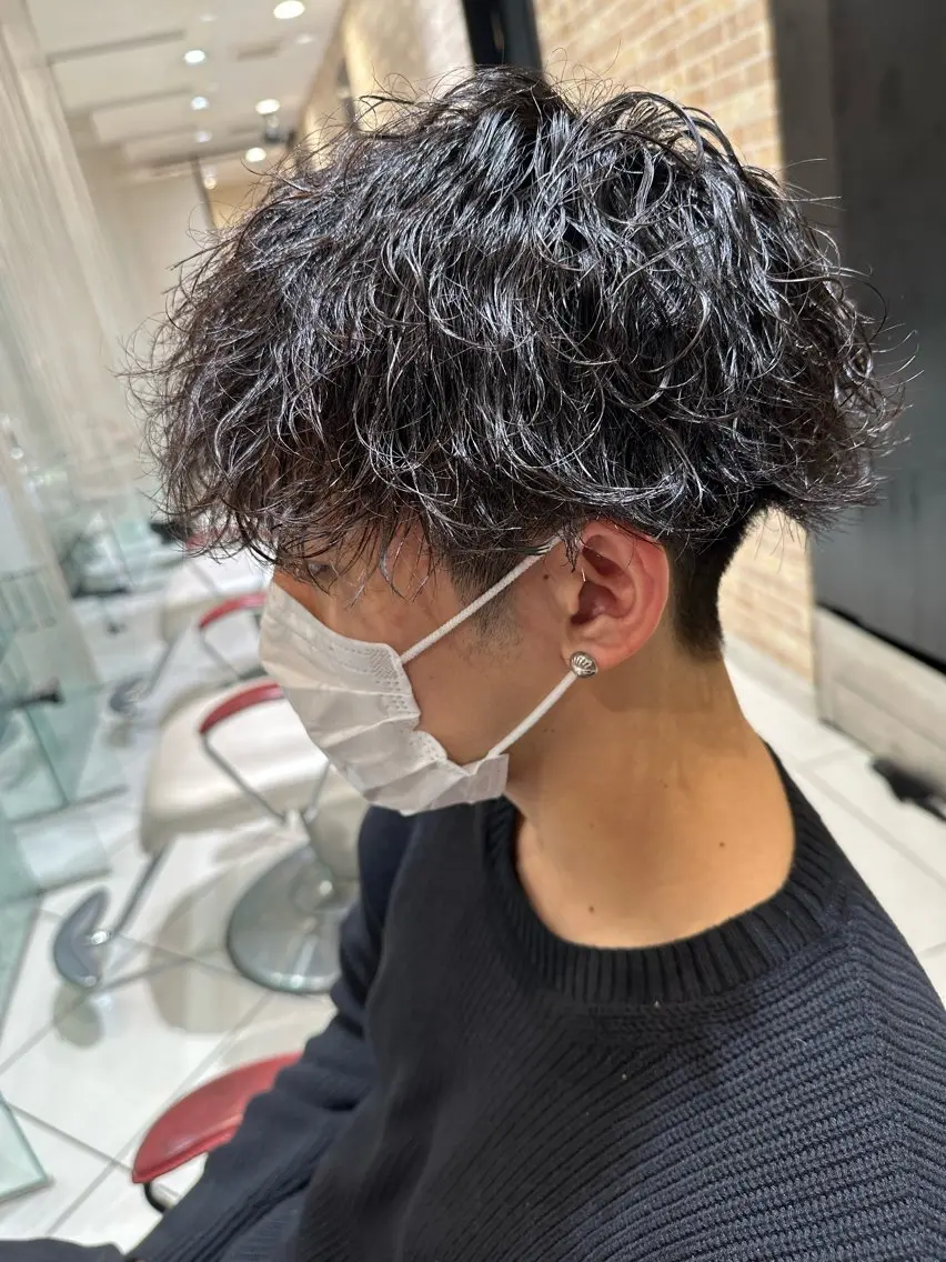 ショート パーマ メンズ メンズパーマ 波巻きパーマ 💈メンズ特化 美容師サキ💈のヘアスタイル
