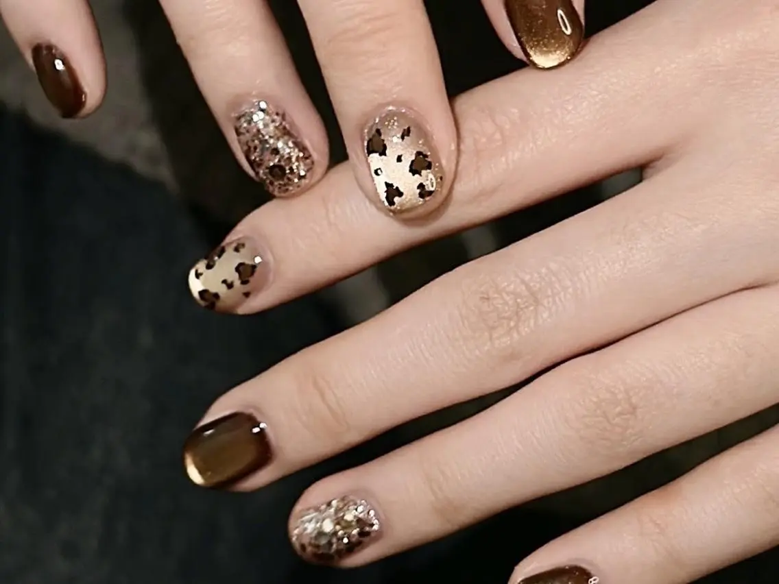 ネイル ストーンネイル ハンドネイル 🎀Best Nail🎀のネイルデザイン