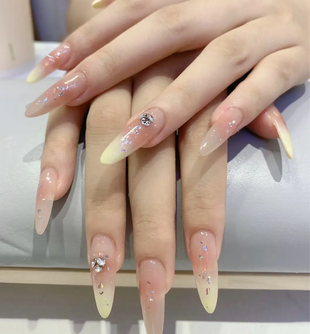 ネイル アートネイル ジェルネイル 韓国ネイル ニュアンスネイル シンプルネイル ハンドネイル ハンドケア Anna Melia Nailのネイルデザイン