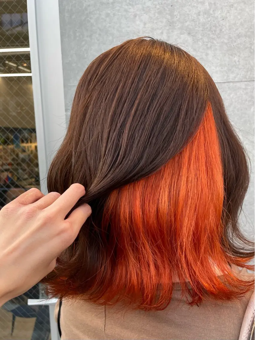 ロング カラー インナーカラー 推し ブリーチ  髪質改善のヘアスタイル