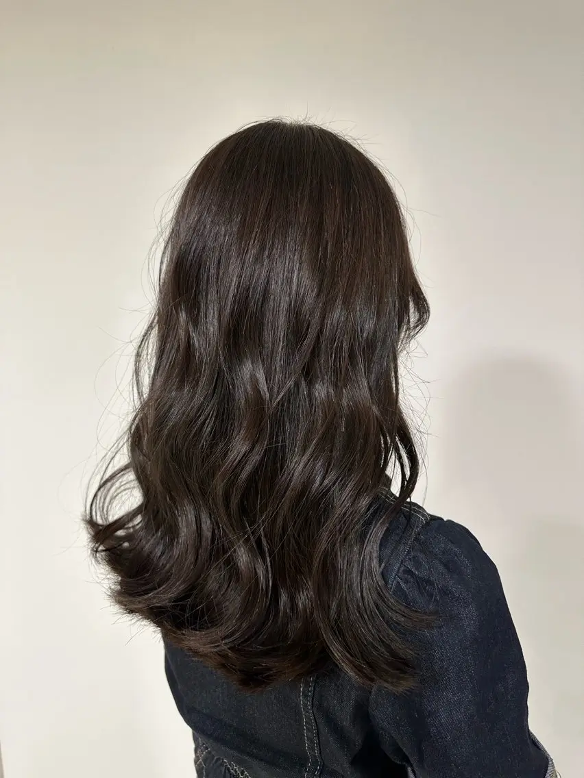 セミロング カラー 山田 花帆のヘアスタイル