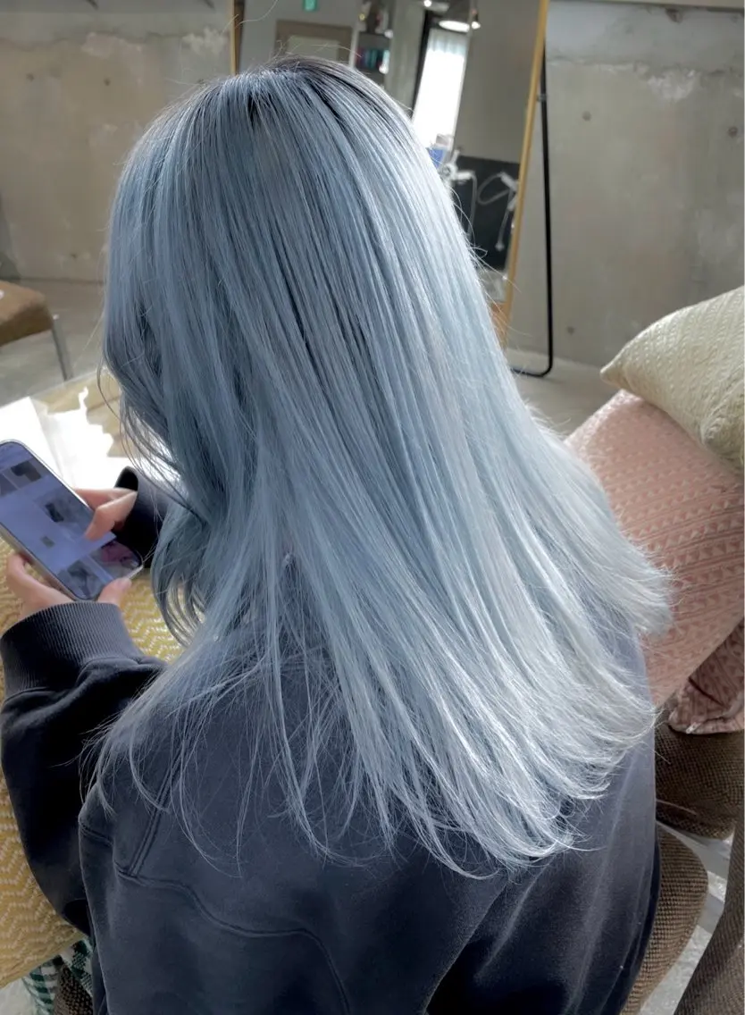 カラー ブルーカラー 無料ショートモデル 募集中❗️秋山ひらいのヘアスタイル