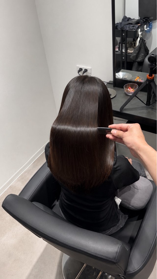 セミロング 髪質改善 縮毛矯正 縮毛矯正 トリートメント ボブ ×縮毛矯正きりのヘアスタイル