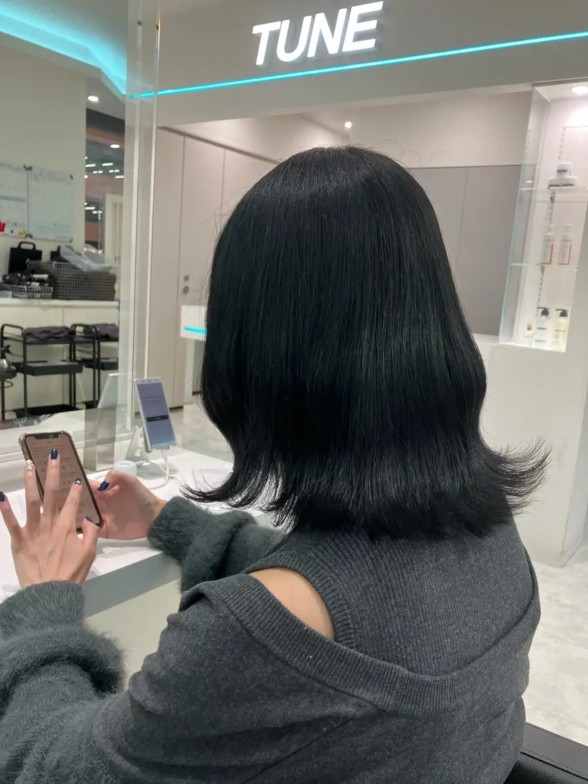 ミディアム カラー ヘアアレンジ 💓色落ちまで綺麗な 垢抜けカラー💓のヘアスタイル