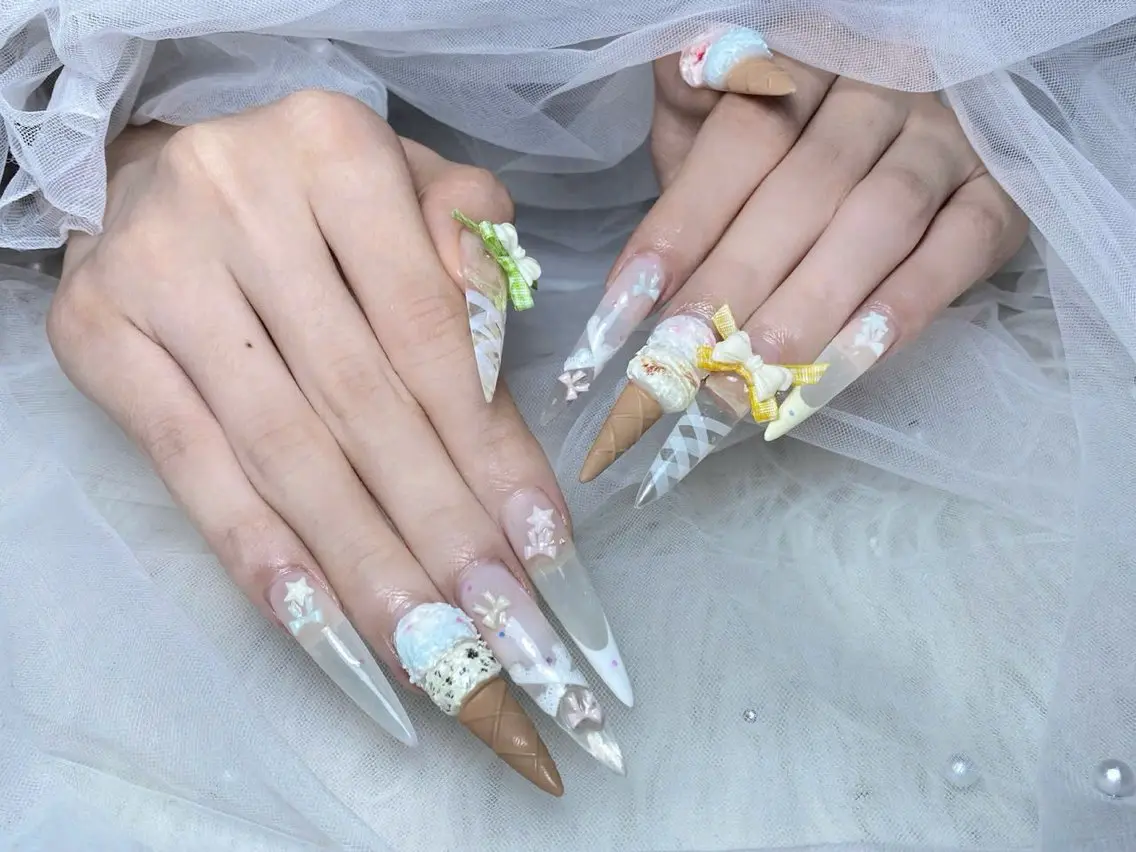 ネイル 長さ出し ジェルネイル 韓国ネイル マグネットネイル 持ち込み ハンドネイル SHE NAILのネイルデザイン