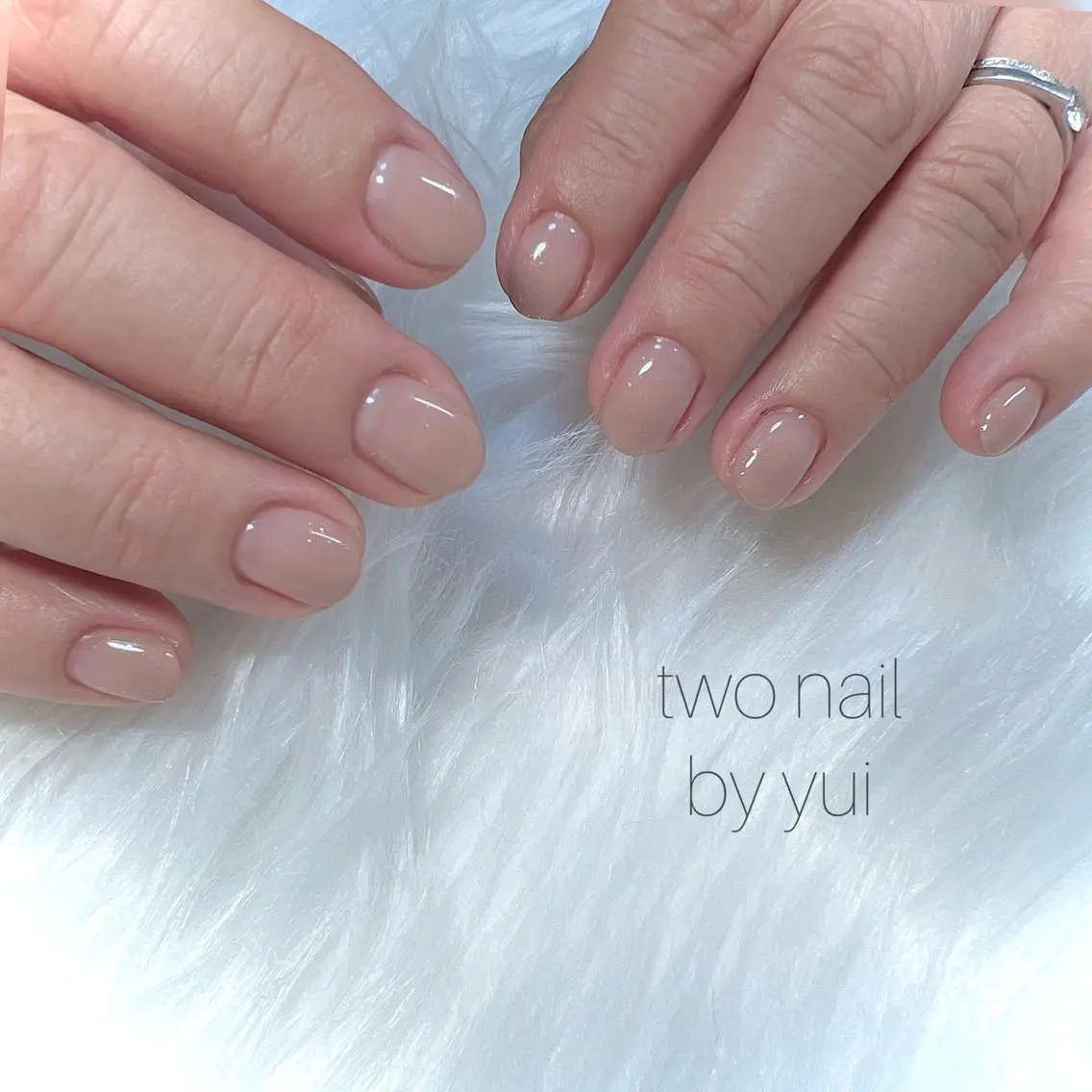 ネイル ネイルチップ ホワイト ハンドネイル two nailのネイルデザイン