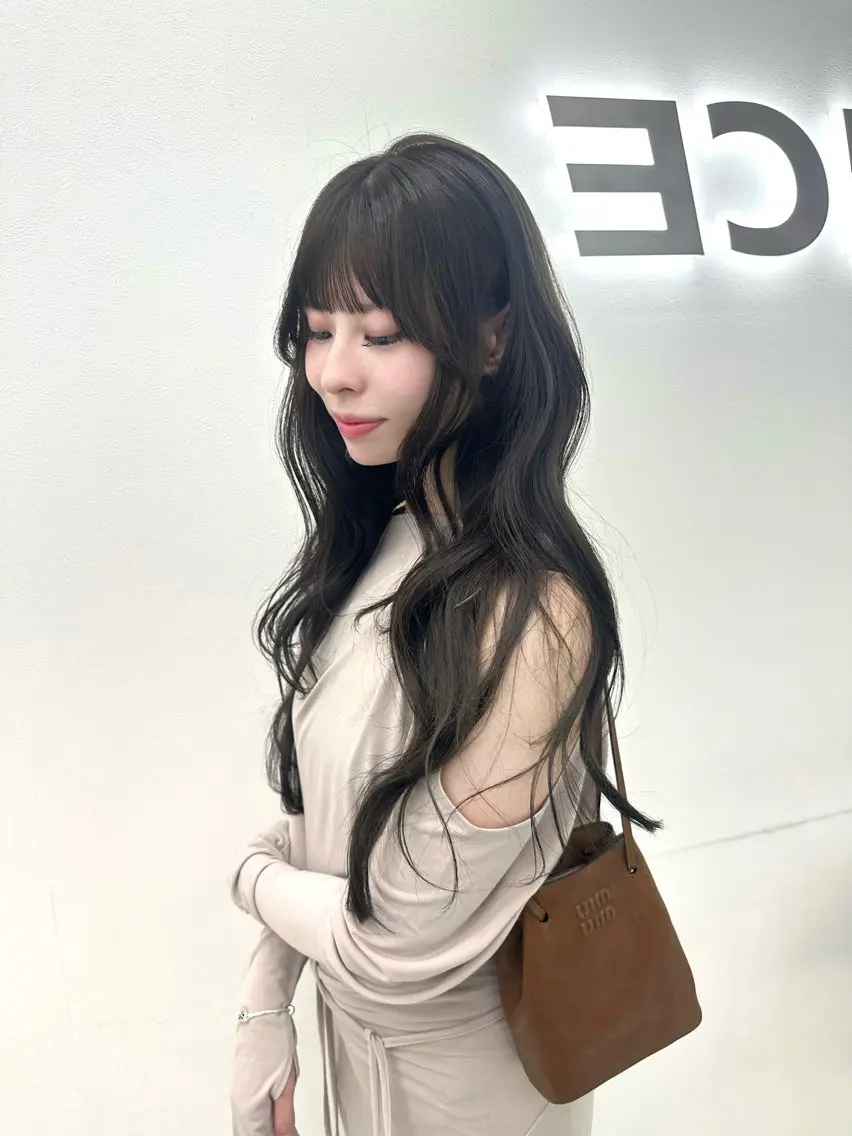 ロング カラー ヘアアレンジ ヘアカラー トリートメント ヘアセット 大人っぽ中韓レディ ヘア🤍MAOのヘアスタイル