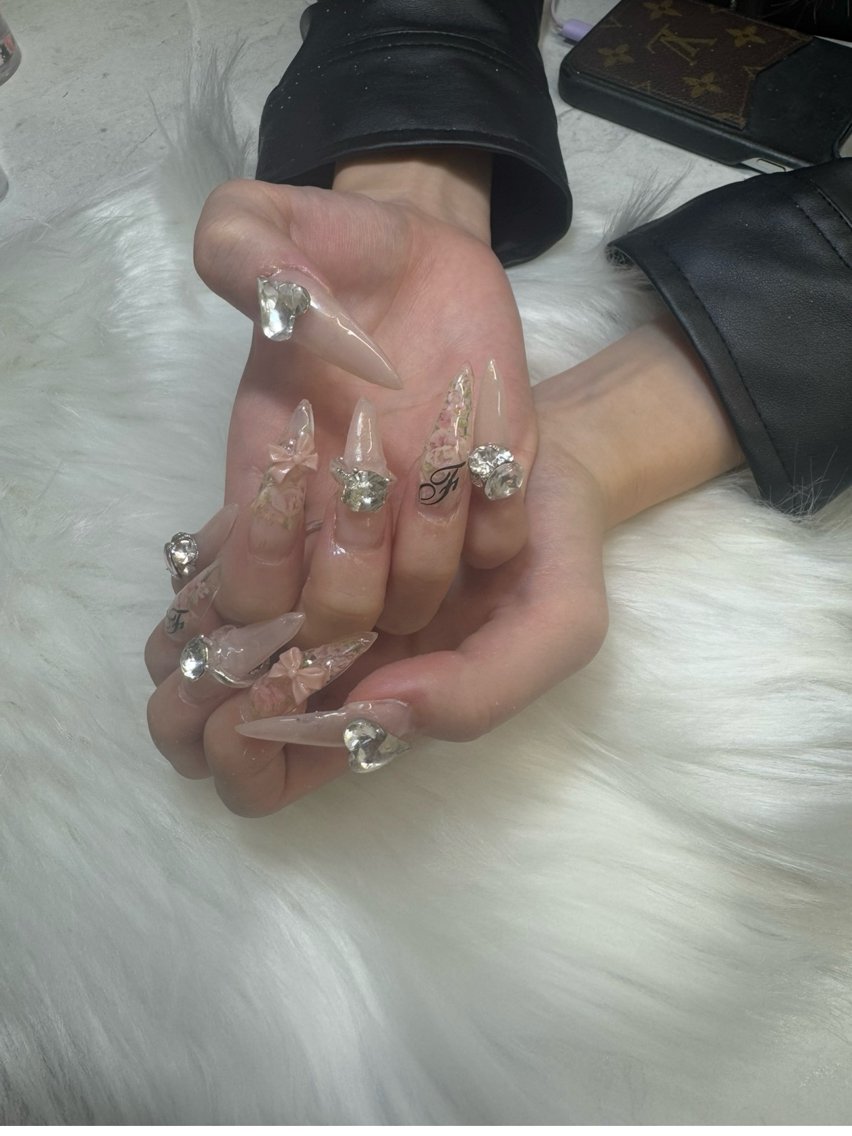ネイル 長さ出し 韓国ネイル マグネットネイル 持ち込み ワンカラーネイル ハンドネイル MONE PINK  NAILのネイルデザイン