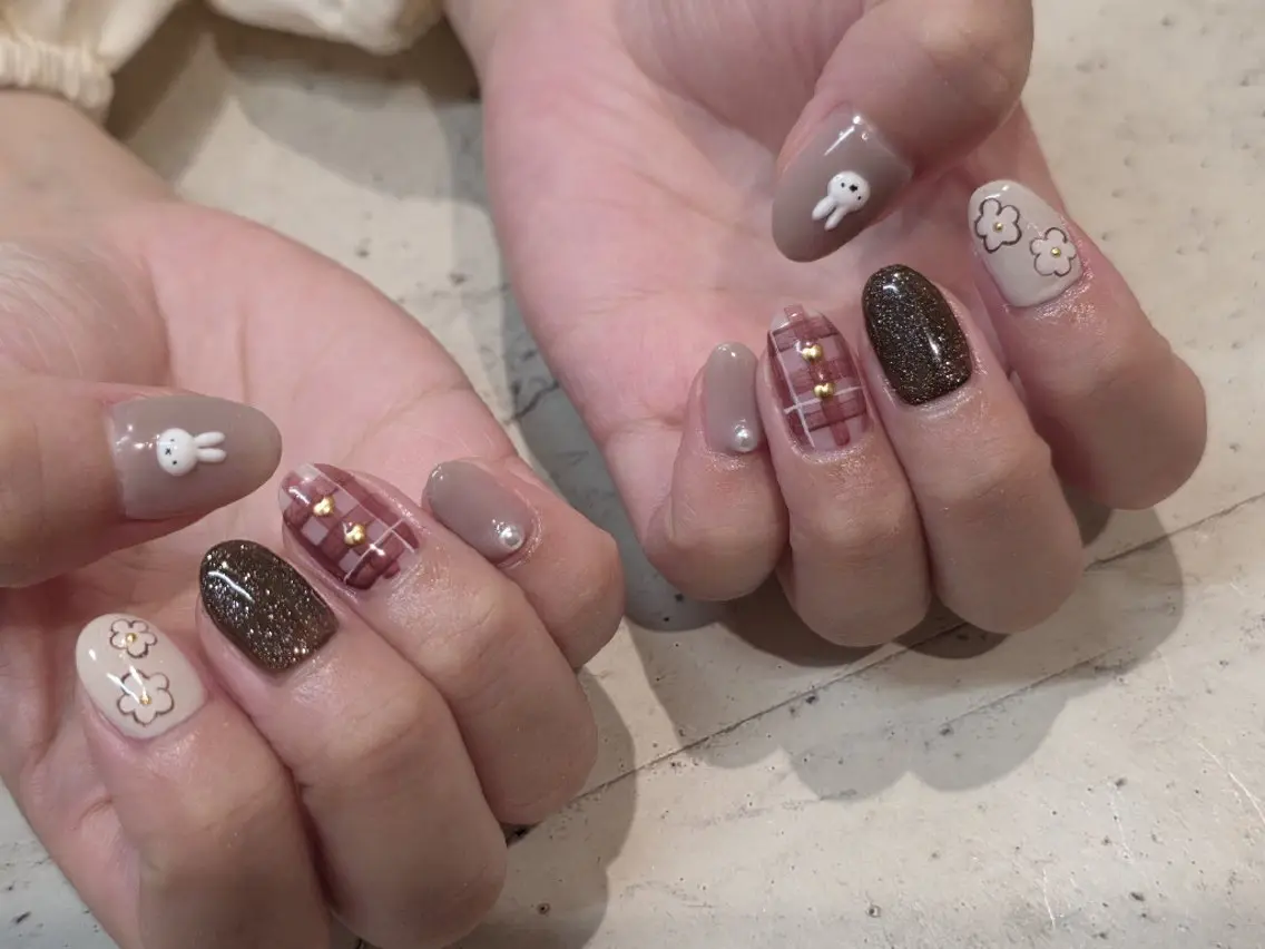 ネイル ハンドネイル 韓国/ワンホン/長さ 出しつけ放題🎀のネイルデザイン
