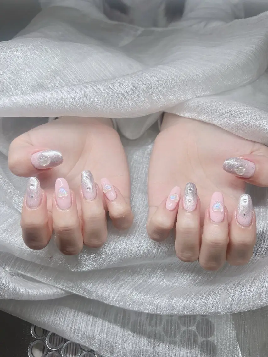 ネイル オーロラネイル チークネイル 長さ出し フットネイル フレンチネイル Lee Nails チップ長さだし専門店のネイルデザイン