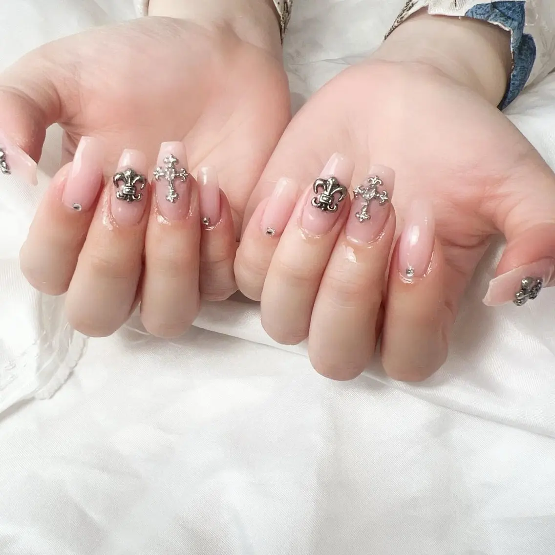 ネイル ハンドネイル nailstudio ′ecoleのネイルデザイン